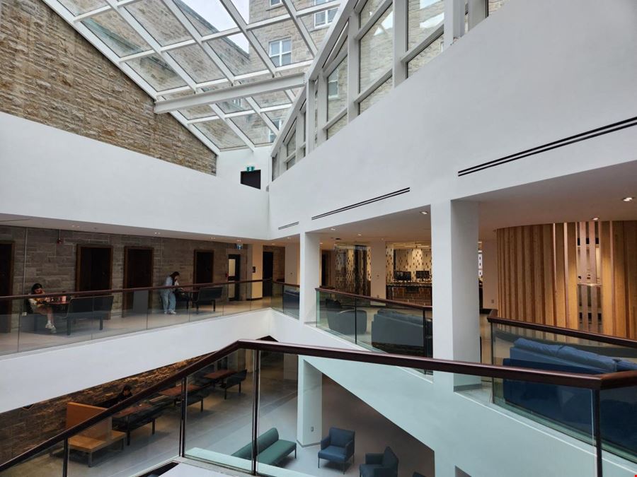 Queen's University JDUC