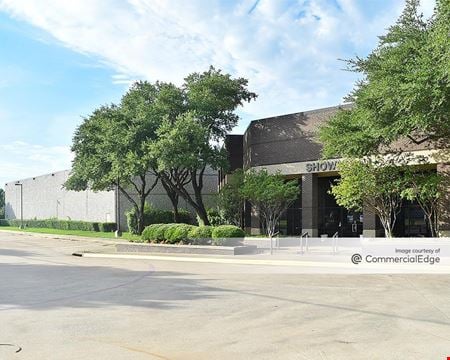 Preview of Industrial space for Rent at 3920 S Walton Walker Blvd