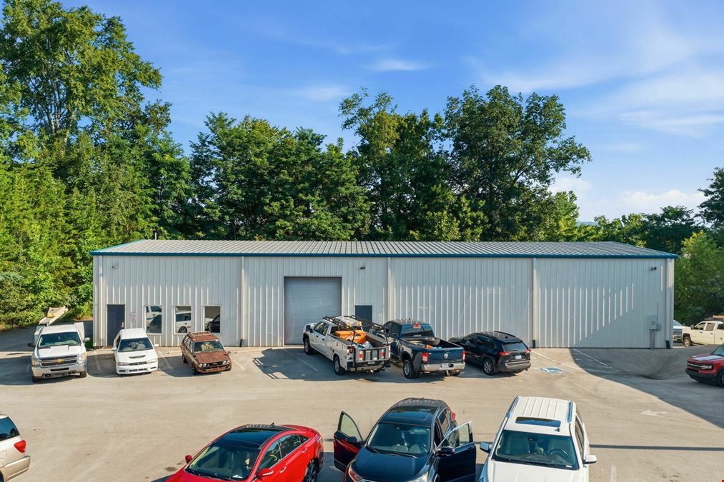 5,200 SF Climate-Controlled Warehouse/Flex Space – North Knoxville