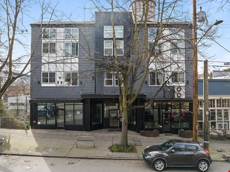 Preview of Industrial space for Rent at 711 N 35th 