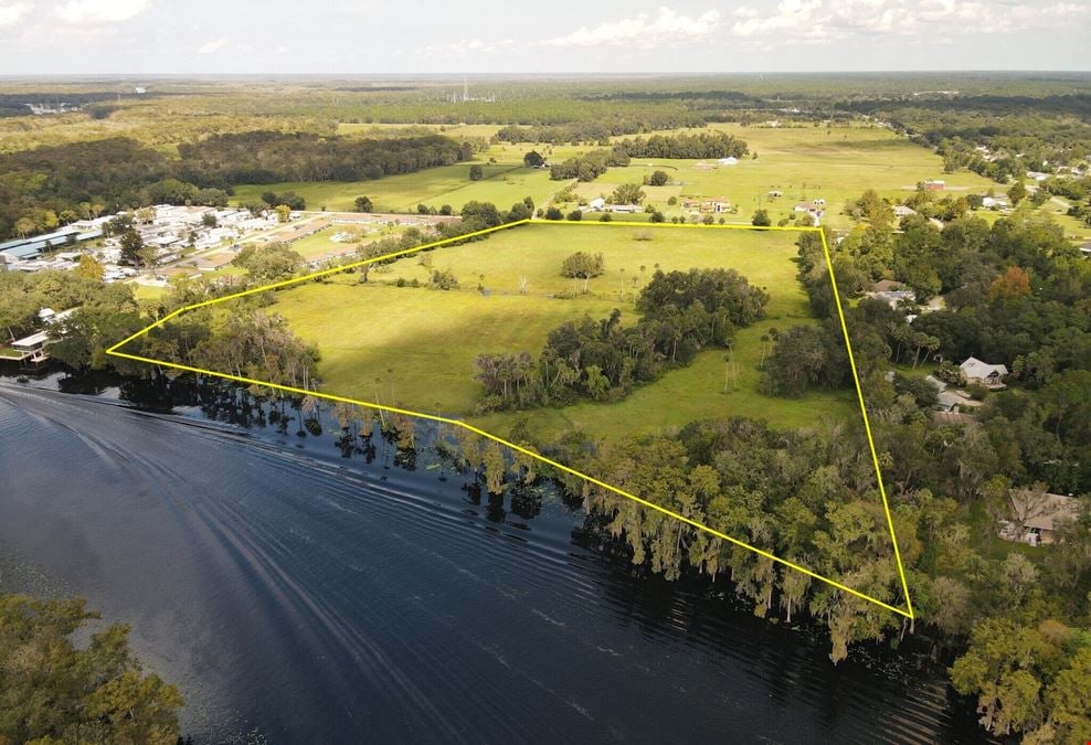 Riverfront Land in Deland