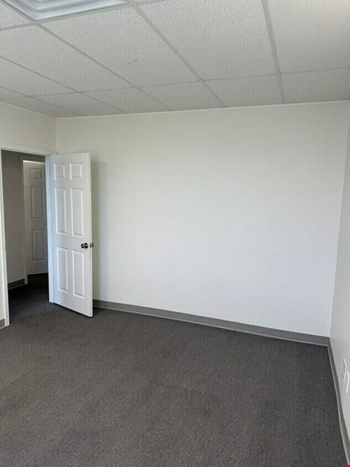 23127 Three Notch Rd Ste 103