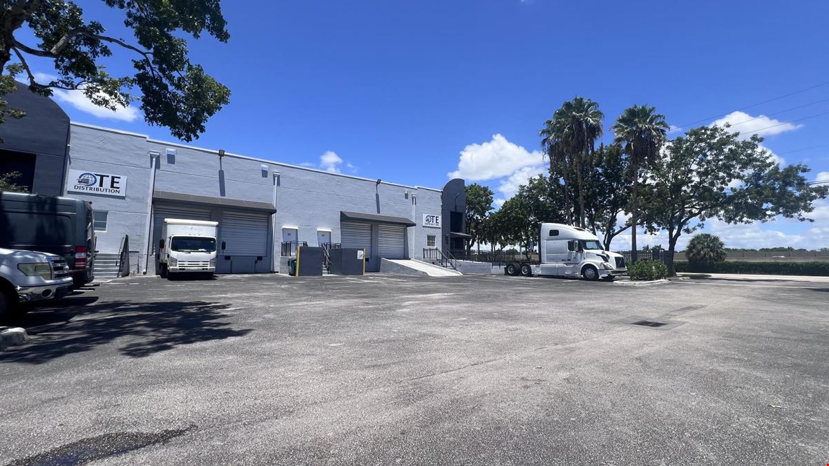 I - 75 Commercial Center