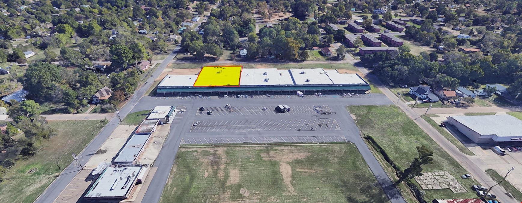 College Hill Shopping Center Grocery Store