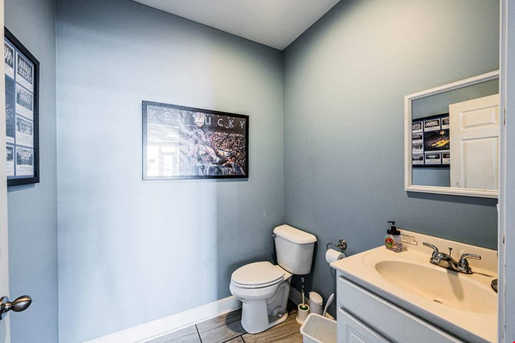 2201 W Everly Brothers Blvd, Tract 1
