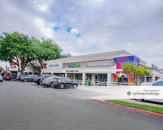 Preview of Retail space for Rent at 5500 Greenville Avenue