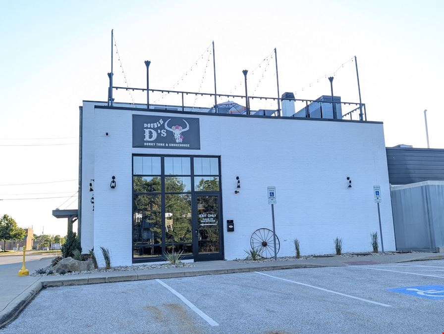 Restaurant Investment Opportunity with New 10-year Lease in Historic Downtown Willoughby, Ohio