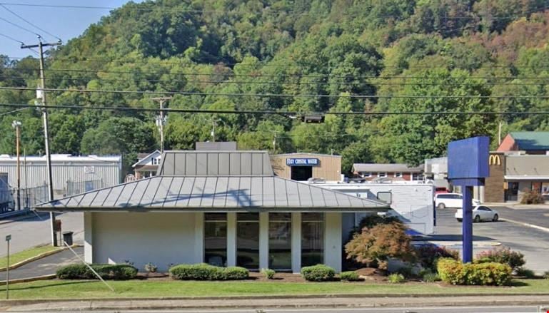Freestanding Office/Retail Building