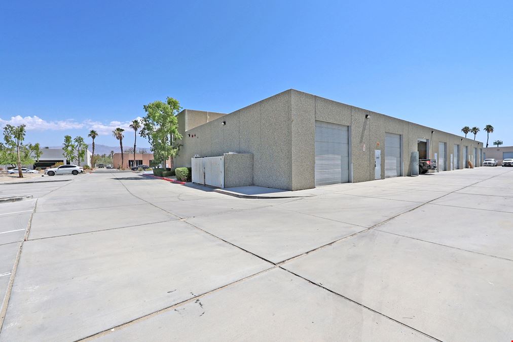 77725 Enfield Lane