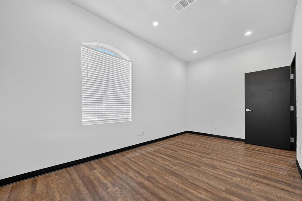 McKinney Office Condo for Sale ±1,450 SF