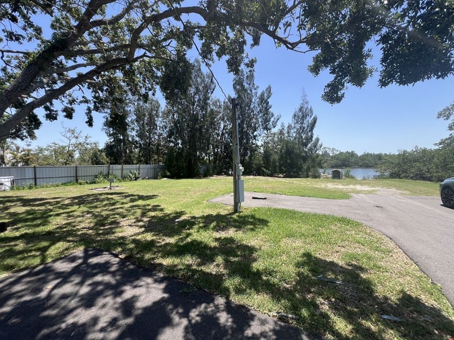 1.025 Acre Waterfront Mobile Home Park / Development Parcel