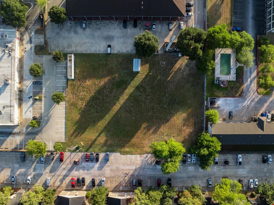.97 AC Near Texas Avenue & Southwest Parkway