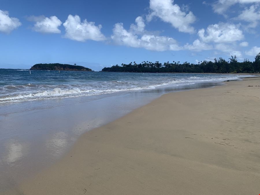 Redevelopment Opportunity in Cerro Gordo Beach