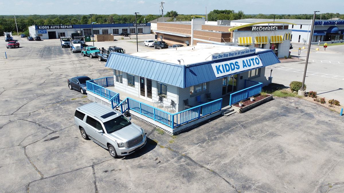 DEALERSHIP & 16-BAY SHOP
