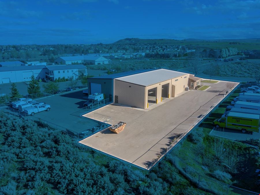 4,500 SF Office/Warehouse Space for Lease