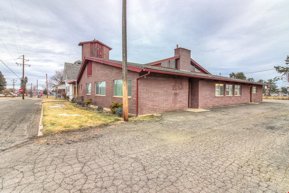Versatile Church Building in Tieton, WA