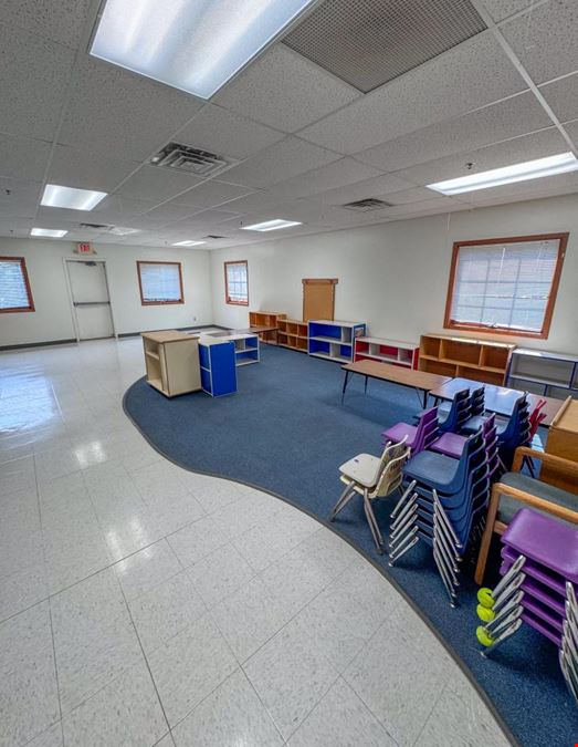 3703 Fairway Pl NW - Early Childhood Center For Lease