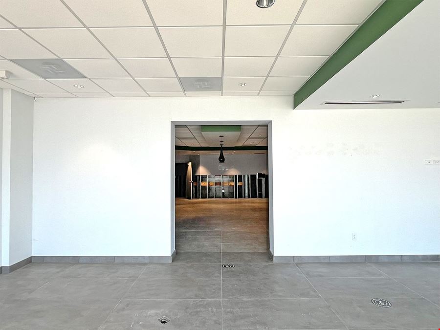 2178 W. 38th Street