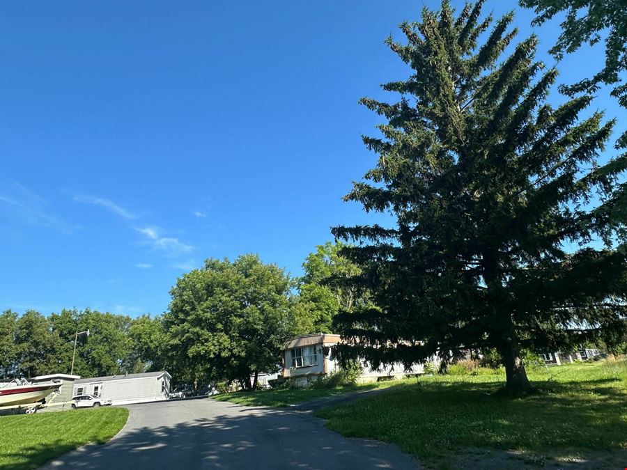 Breezy Knolls Manufactured Housing Community