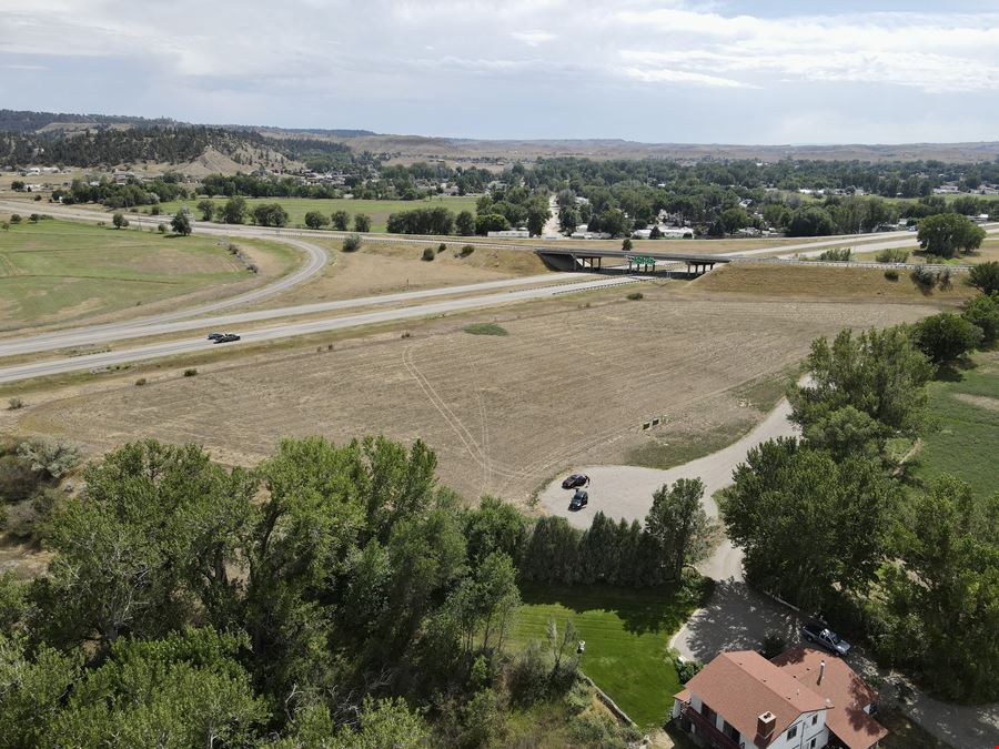 3333 N Frontage Rd