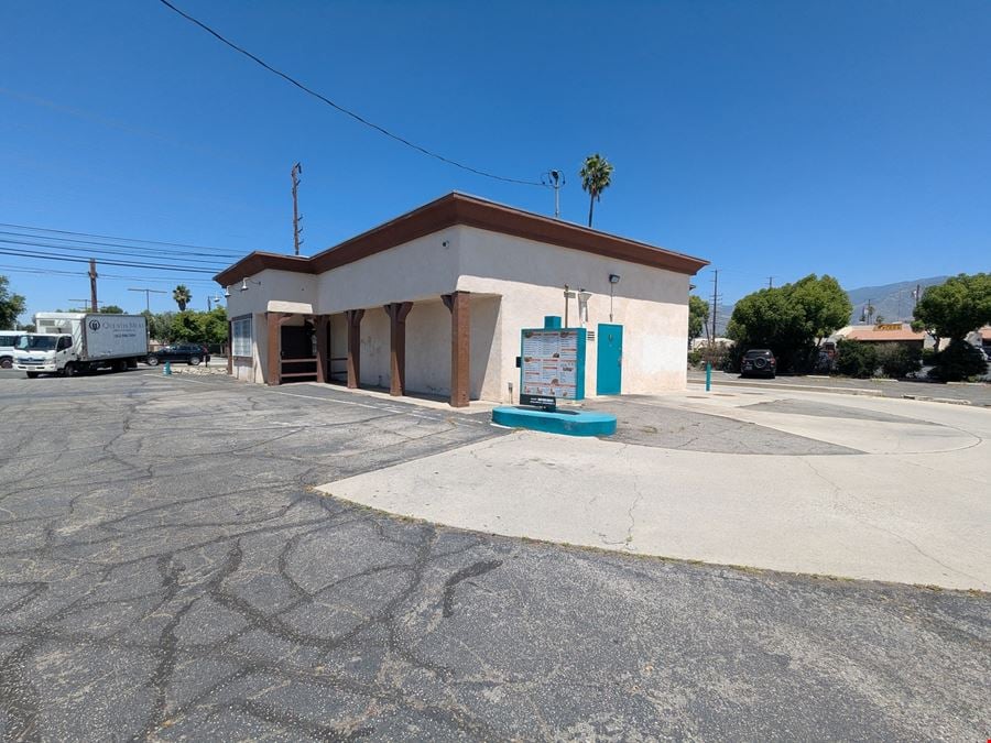 2535 Del Rosa Avenue