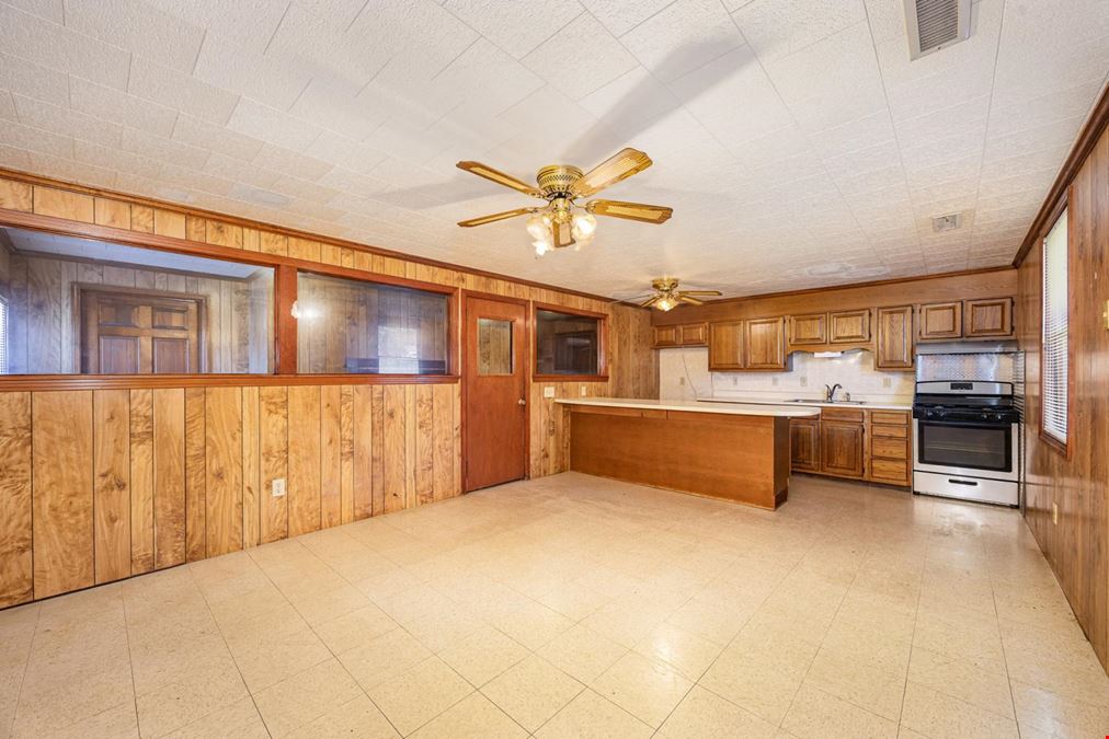 Downtown Liberty Building for Sale