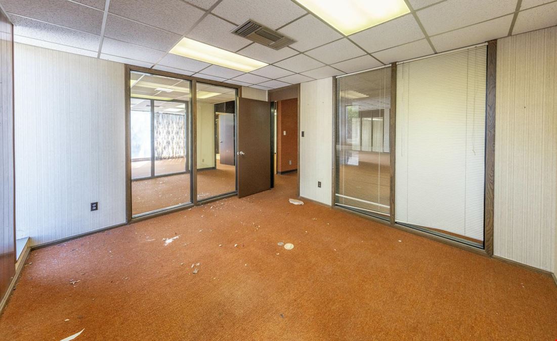 12 Briercroft Office Park