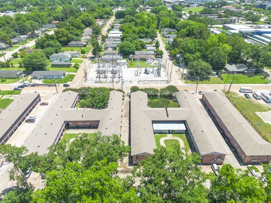 Stadium View Apartments: 90-Unit Multifamily Investment near LSU