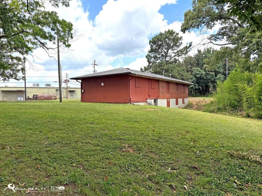 Under Contract | Value-Add Light Industrial Redevelopment Opportunity | ±1,454 SF