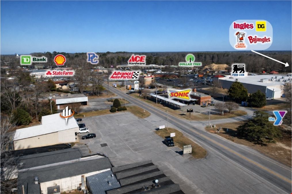 Town & Country Shopping Center
