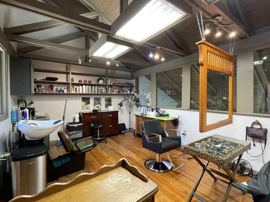 802B NW 23rd Avenue - 2nd Generation Salon