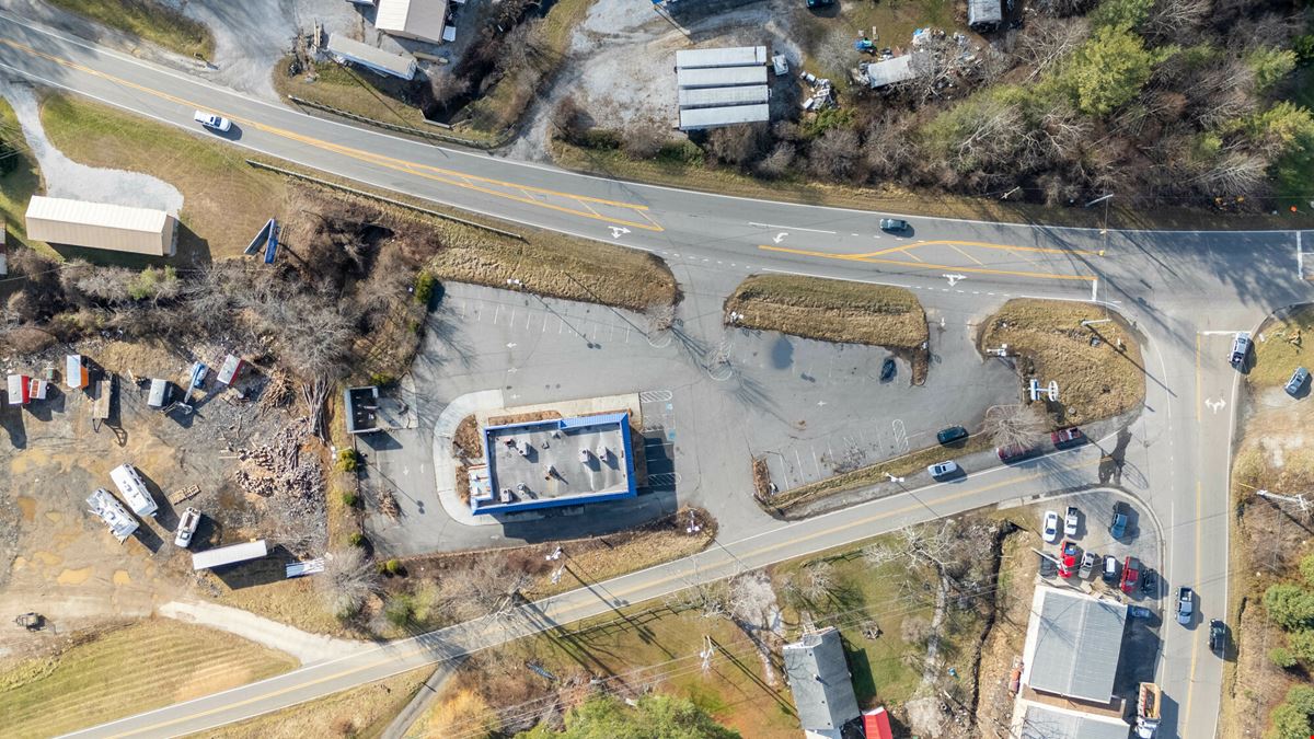 Freestanding Drive-Thru Restaurant Building in Spruce Pine, NC