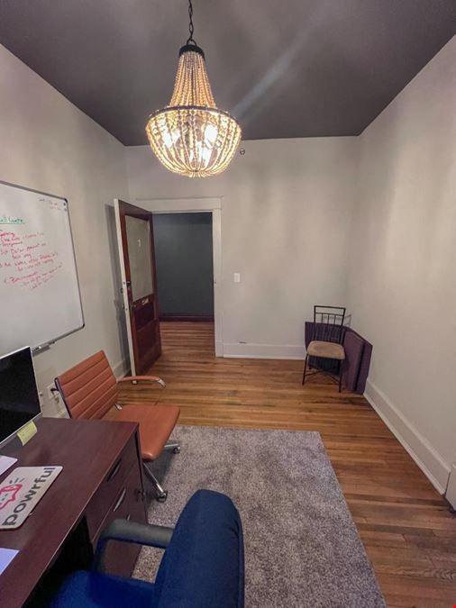 218 1st Ave SW - Commercial Building For Sale
