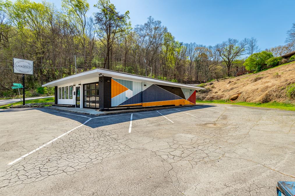 2502 Cummings Hwy