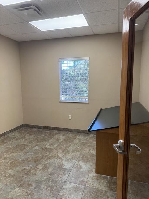 Desirable, Gorgeous Oviedo Office For Sale
