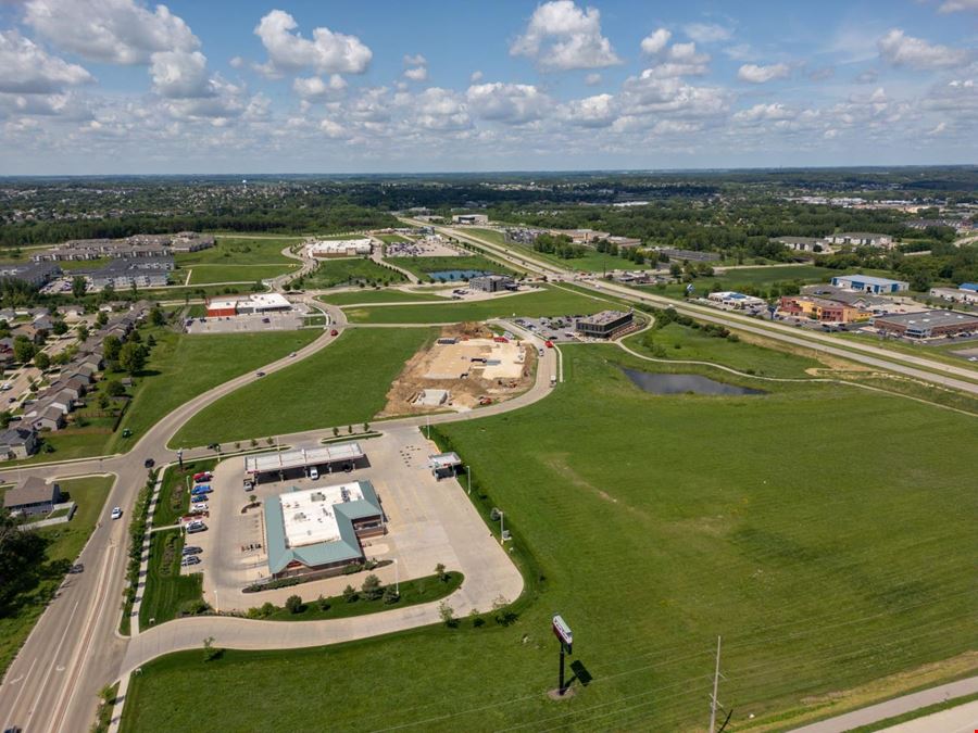 3629 Sarah Place NW - West Circle Drive Retail Plaza