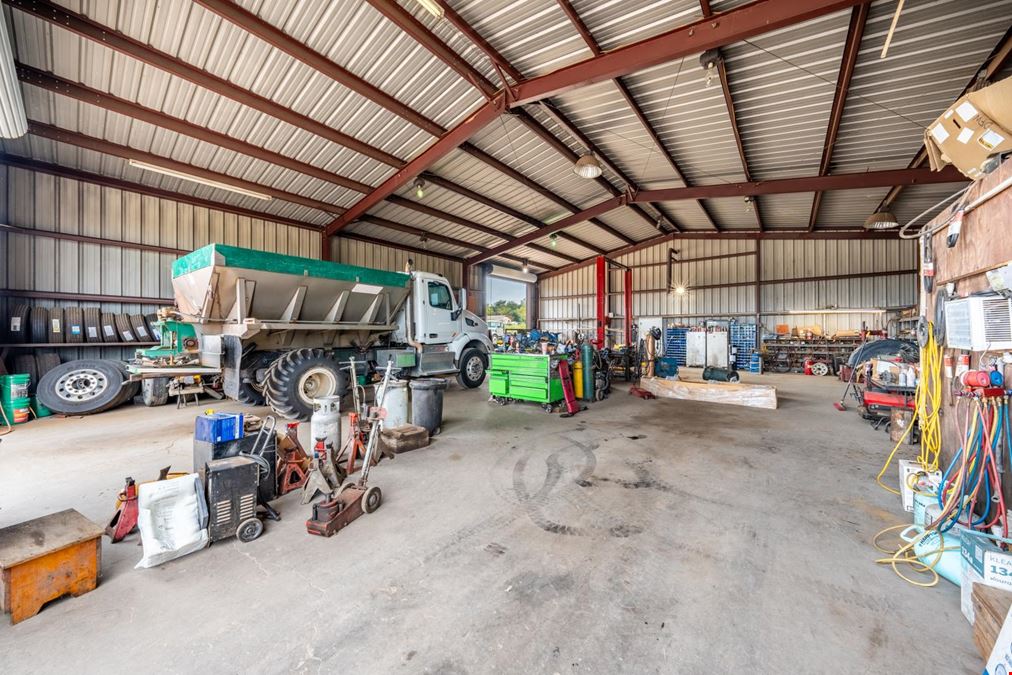 Fertilizer Manufacturer for Sale in Lindale, TX