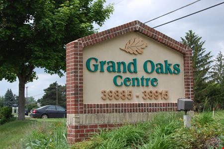Grand Oaks - Novi