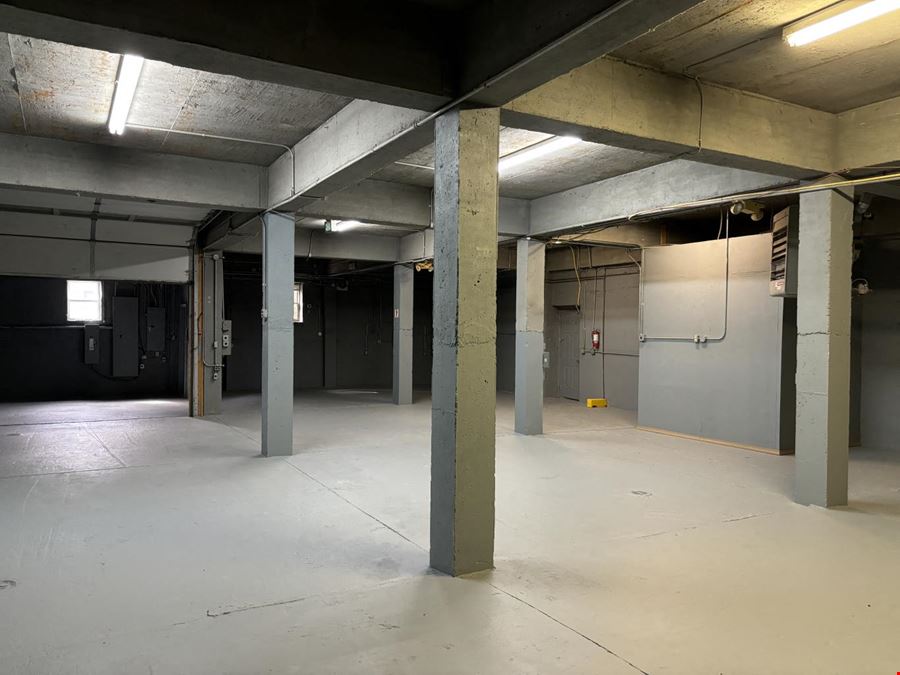 Lansing Industrial Building 