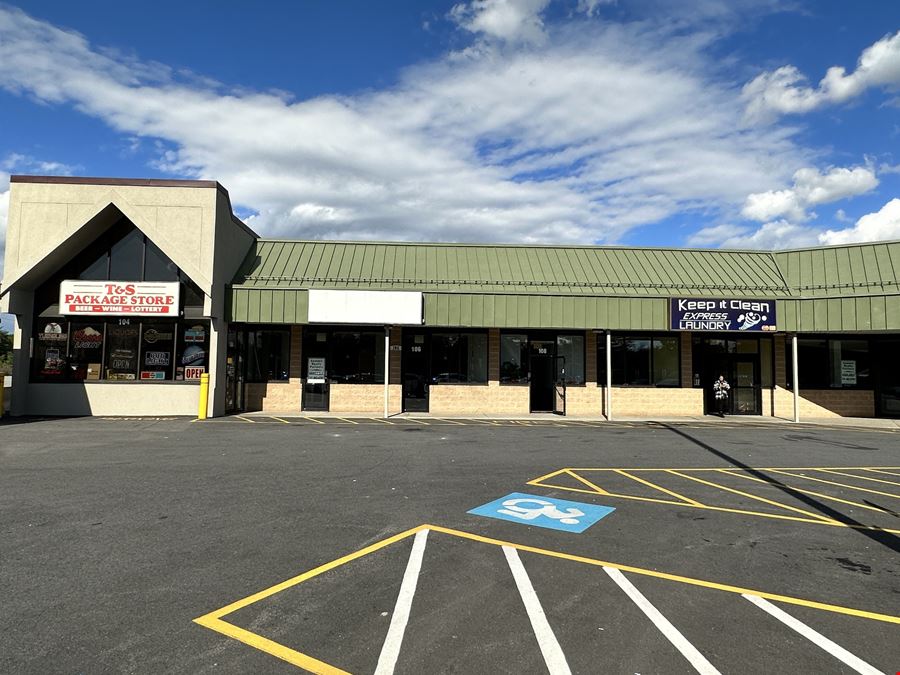 Leominster MA - Hannaford Plaza