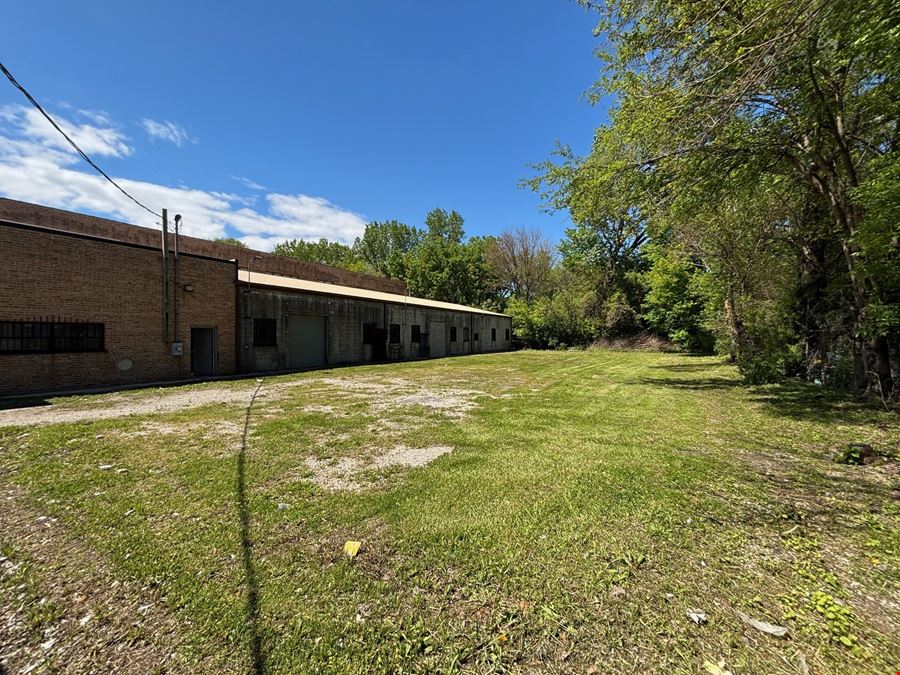 834 W. 49th Place
