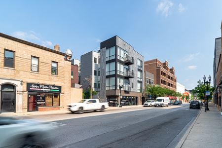 Preview of Office space for Rent at 4410 N. Clark Street