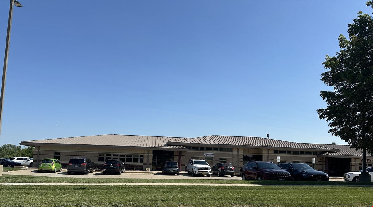 2555 Berkshire Pkwy