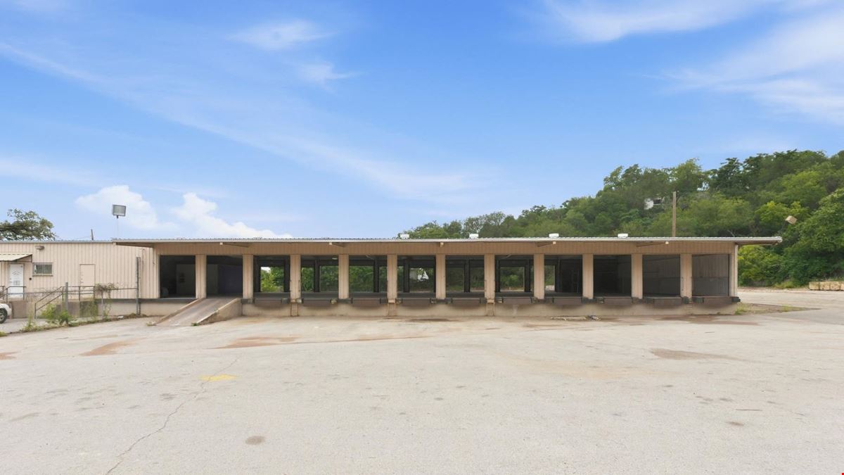 2900 Oak Springs Drive
