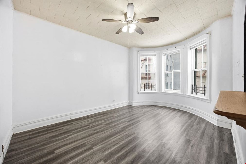 60-67 Putnam Ave