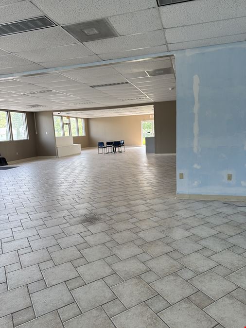 6640 Lincoln Avenue -  5,800+/- SF Freestanding Building