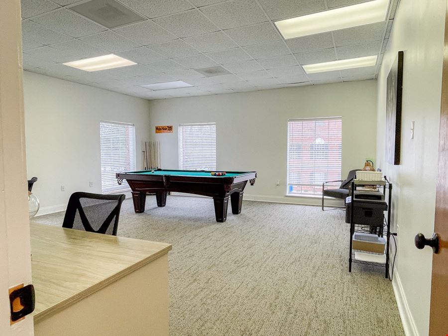 Huge Tenant Improvement Allowance - Office space off Florida Blvd