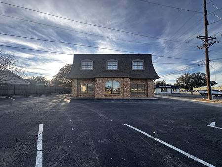 Preview of Office space for Sale at 2702 Shepherd St