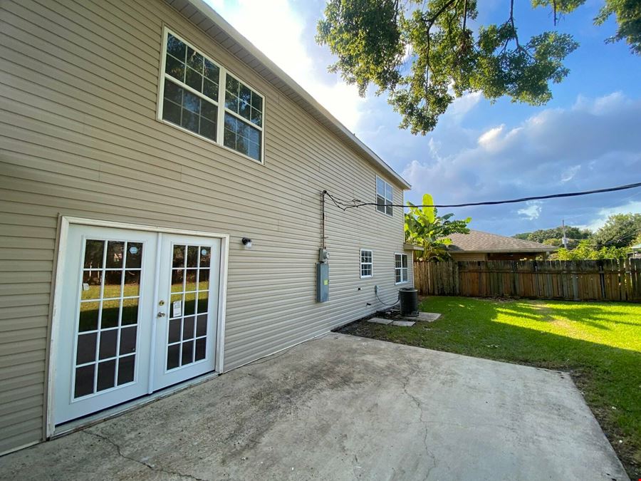 2125 South Glencove Lane