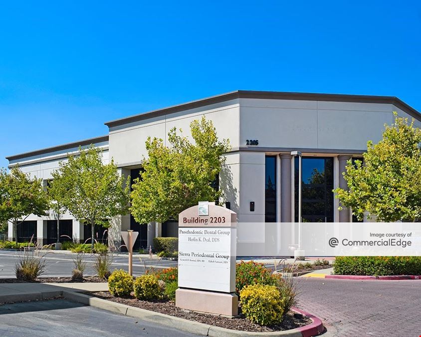 Stanford Ranch Office Plaza